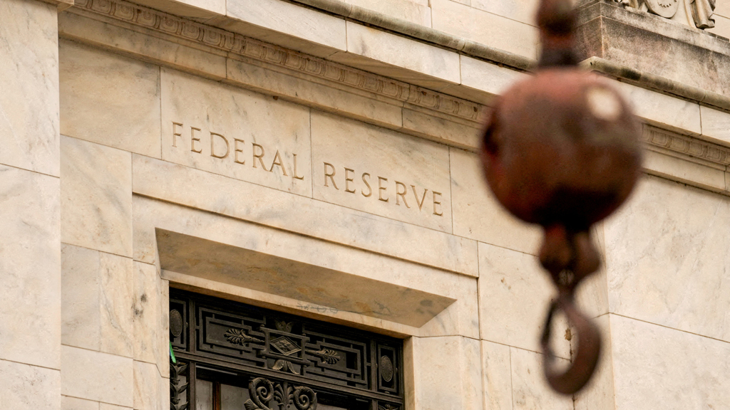 Trump plans to announce his Fed chairman choice next week