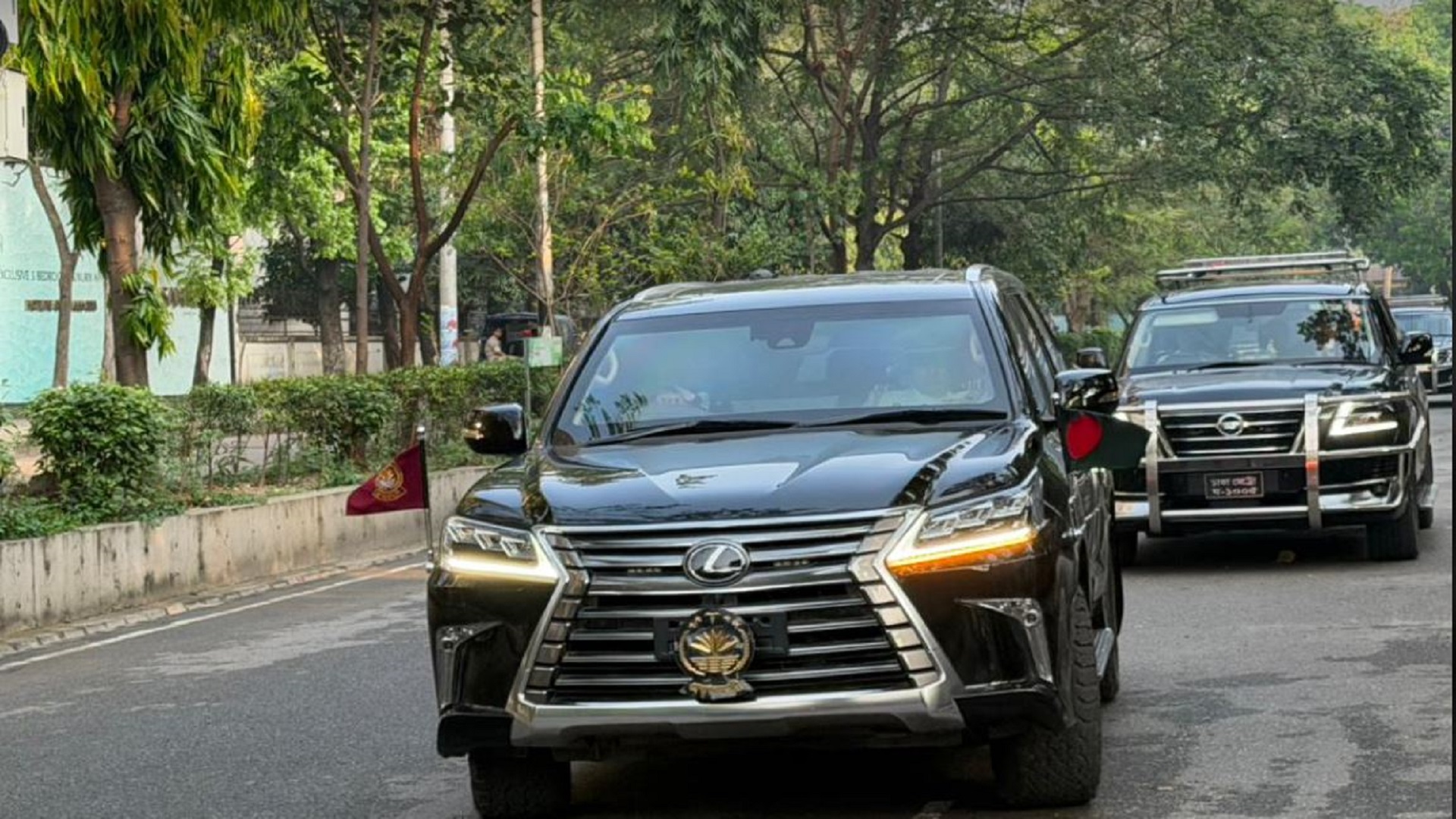 PM uses national flag on official car for first time