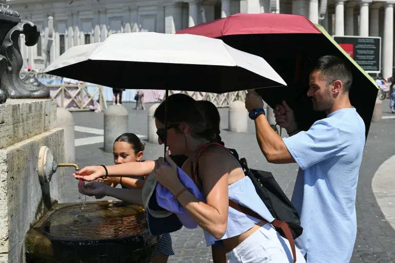 European heatwave causes 1,000 excess deaths in France