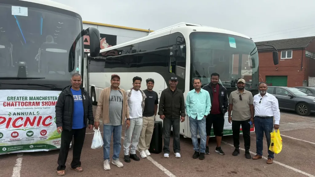 Greater Manchester Chattogram Shomiti’s picnic held amid festivity
